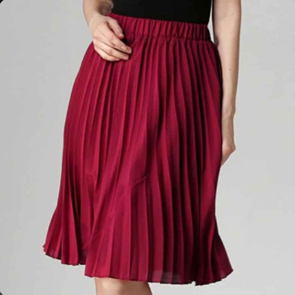 Pleated Midi Skirt